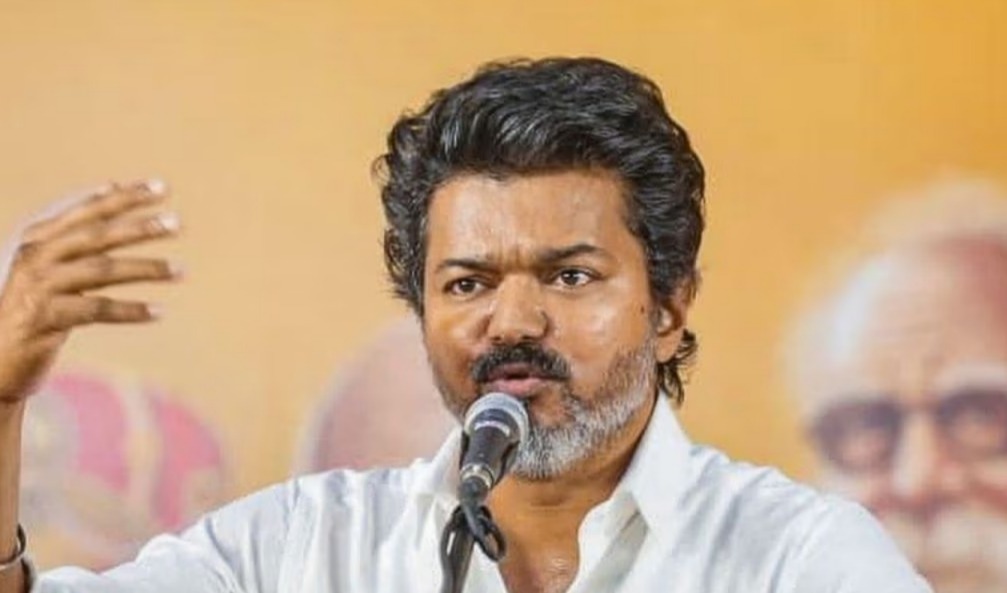 ভোটমুখী তামিলনাড়ুতে বিজয়কে জোটসঙ্গী করতে মরিয়া বিজেপি