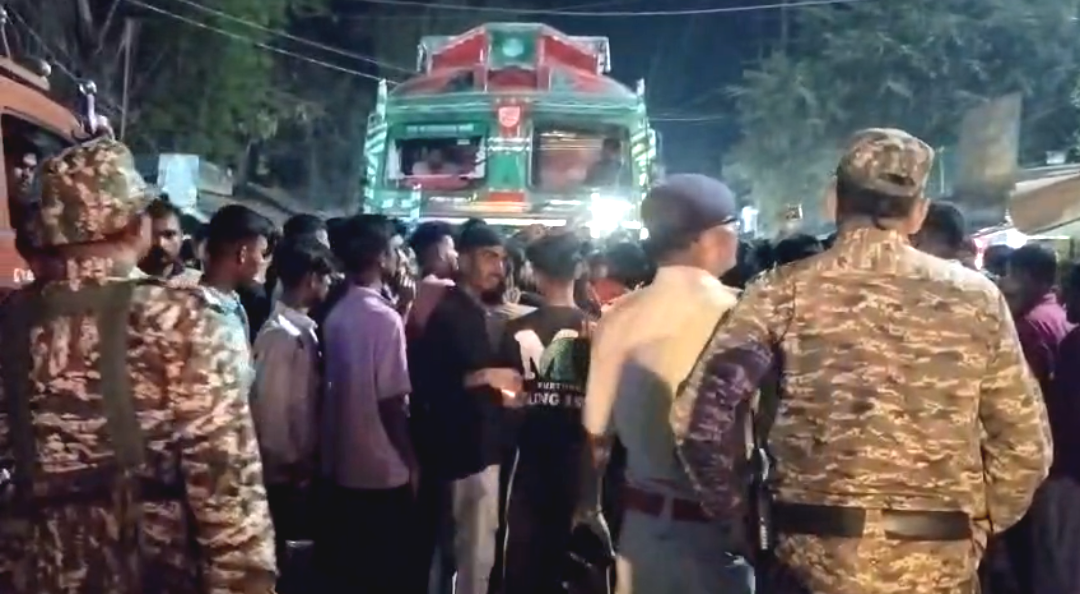 সংশোধনাগারে বিচারাধীন বন্দীর রহস্যমৃত্যু! পুলিশের গাফিলতির অভিযোগে রণক্ষেত্র রাতুয়া