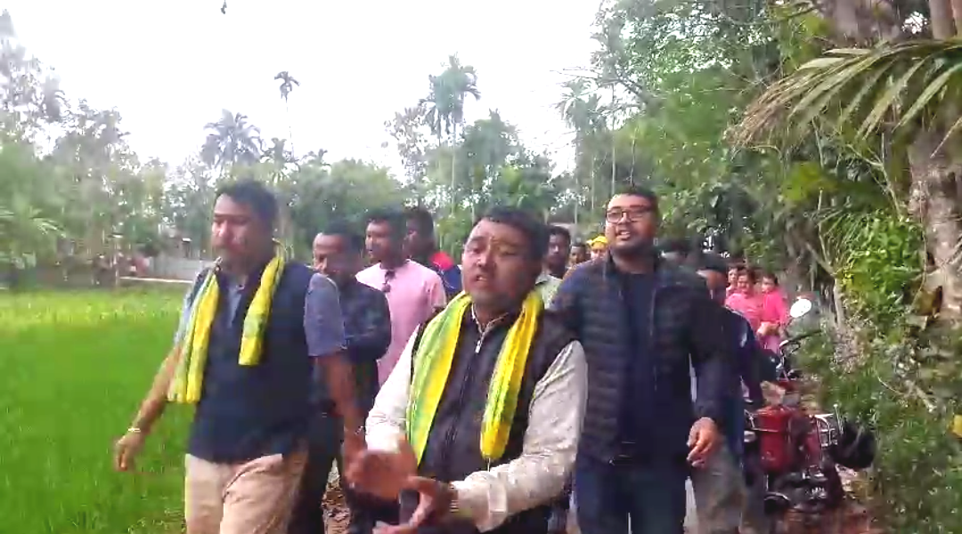 ইতিহাস মুছে দেওয়ার চেষ্টা বরদাস্ত নয়! কোচবিহারে রাজ আমলের স্থাপত্য রক্ষায় রাজপথে নামল রাজবংশী সমাজ