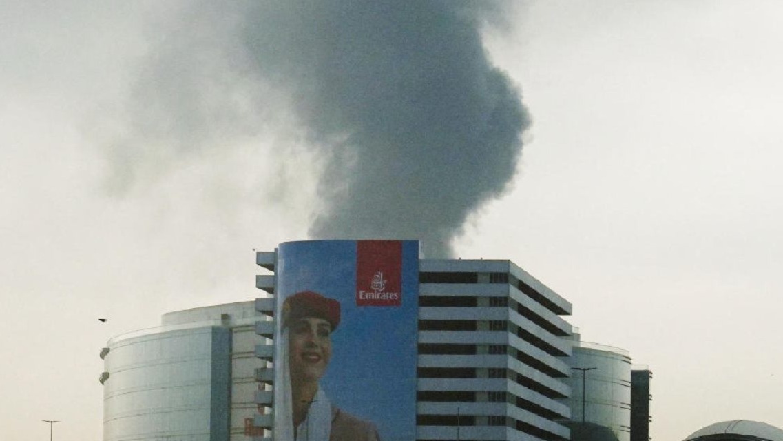 দুবাই বিমানবন্দরের অদূরে ইরানি হামলা, বিবৃতি জারি আমিরশাহির