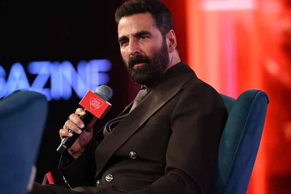 ভারতের নাগরিকত্ব পেতে জাতীয়তাবাদী ছবিতে কাজ , বিতর্কে মুখ খুললেন অক্ষয় কুমার