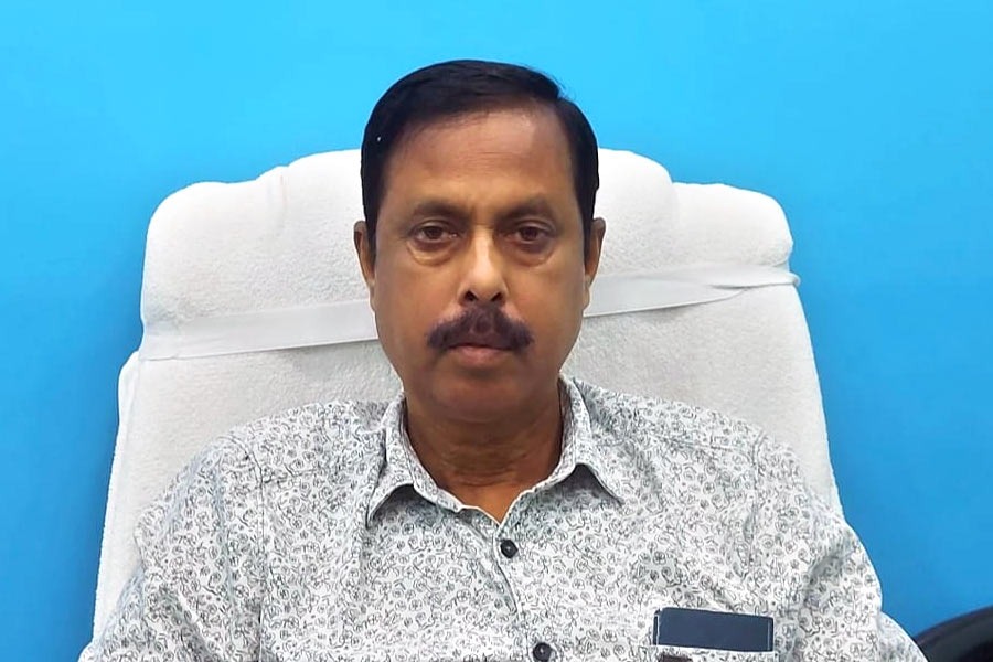 ভোটের মুখে ধাক্কা ঘাসফুল শিবিরে , দল ছাড়ার ঘোষণা ভাঙড়ের প্রাক্তন বিধায়ক আরাবুল ইসলামের