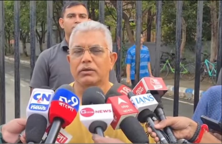 নতুন কিছু না দল বুঝেই সিদ্ধান্ত নিয়েছে , শুভেন্দুর দ্বৈত প্রার্থী হওয়া নিয়ে মন্তব্য দিলীপের