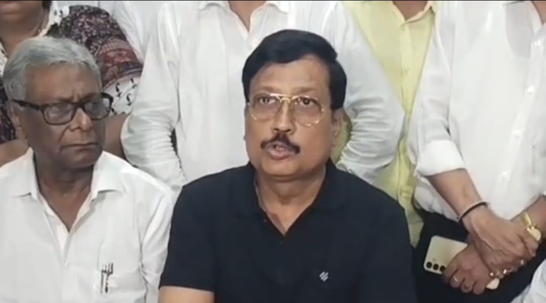 ভোটার তালিকা থেকে আমি নিজেই ভ্যানিশ হয়ে গেছিলাম , প্রার্থী হয়েই বিস্ফোরক দাবি সব্যসাচী দত্তের