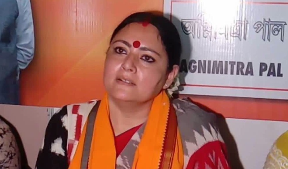 প্রার্থী হয়েই প্রচারে নেমে তৃণমূল নেতার সঙ্গে বাগযুদ্ধ অগ্নিমিত্রার