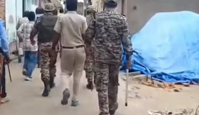 সিদ্দিকুল্লা টিকিট পেতেই রণক্ষেত্র মন্তেশ্বরে, তৃণমূলের দুই গোষ্ঠীর মধ্যে সংঘর্ষ