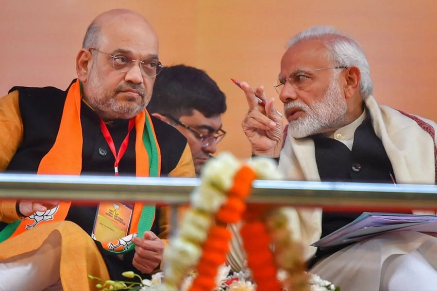ভোটের আগে বিজেপির হাইভোল্টেজ লড়াই , মোদি-শাহদের ম্যারাথন প্রচার
