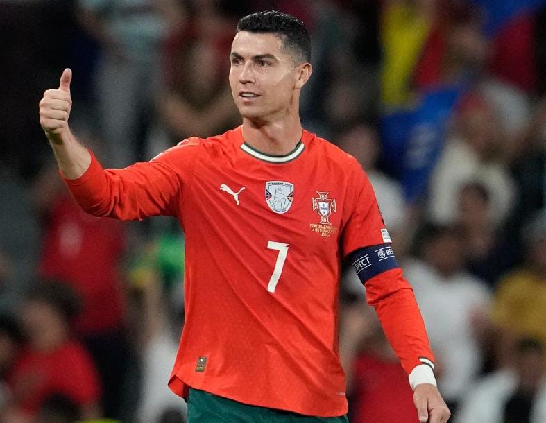 বিশ্বকাপের মুখে বড় ধাক্কা , পর্তুগালে অনিশ্চিত রোনাল্ডো , ইঙ্গিত মার্টিনেজের