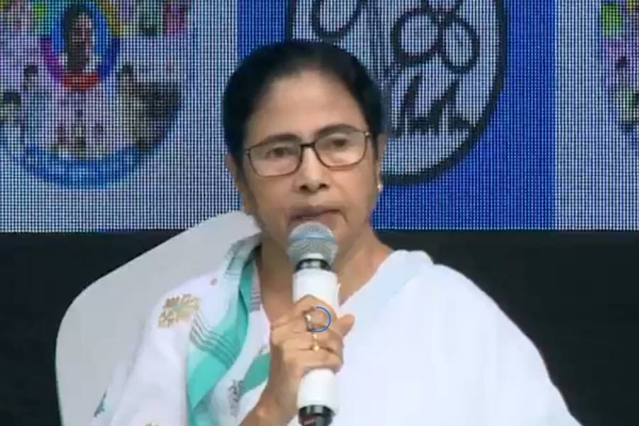 ভবানীপুরে মেগা প্রস্তুতি , কর্মীসভা থেকে নির্বাচনী প্রচার শুরু মমতার