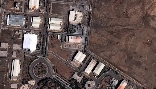 ইরানের পারমাণবিক কেন্দ্রে ইজরায়েলি হামলা, তেজস্ক্রিয় বিকিরণের আশঙ্কা