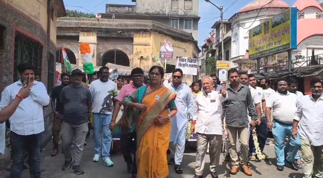 রবিবাসরীয় প্রচারে তৃণমূল নেত্রী , শ্যামপুকুরে জনসংযোগে শশী পাঁজা