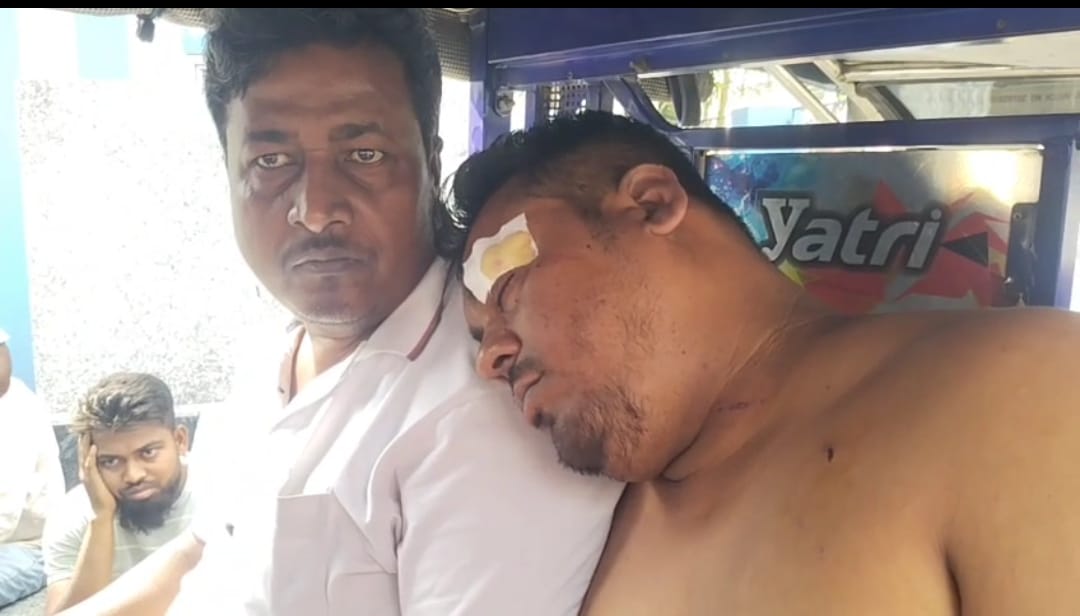 দেওয়াল লিখনকে ঘিরে তৃণমূল - আইএসএফ মুখোমুখি সংঘর্ষ , উত্তপ্ত মধ্যমগ্রাম