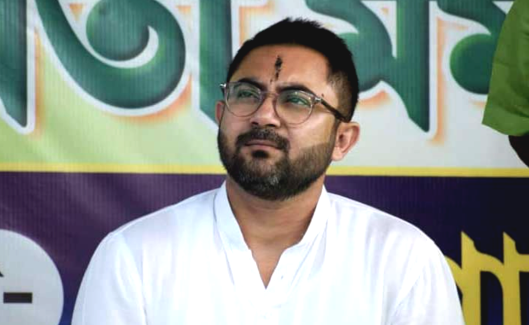 বিজেপির অন্যায়ের বিরুদ্ধে লড়াইয়ের ডাক! মায়ের আশীর্বাদ নিয়ে জনসংযোগ শুরু সোহমের