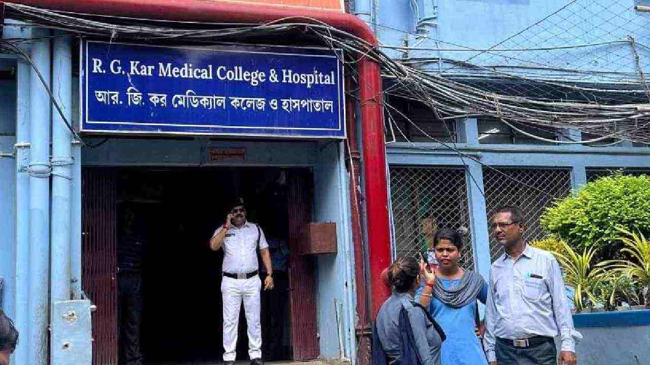 যমদুয়ারে পরিণত হয়েছে আরজি কর , পাকিস্তানের মতো অরাজকতা চলছে হাসপাতালে