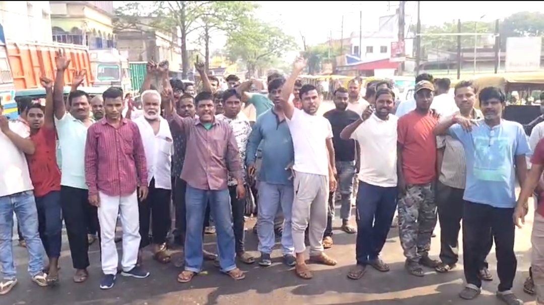 গ্যাসের অস্বাভাবিক মূল্যবৃদ্ধিতে বিল বিভ্রাট , রণক্ষেত্র বারাসাত