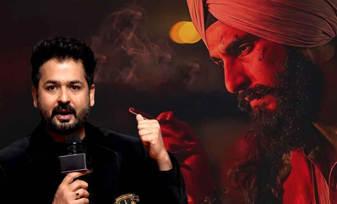 পাগড়ি পরে সিগারেটে টান , শিখদের অসম্মান বিতর্কে এবার বিস্ফোরক ধুরন্ধর পরিচালক