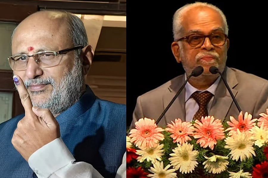 জটিল অঙ্ক! উপরাষ্ট্রপতি নির্বাচনের আগে ‘মক পোল’ শাসক-বিরোধী দুই শিবিরের