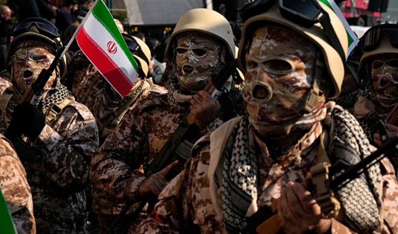 মার্কিন সেনা নামলেই প্রত্যাঘ্যাত, ইরানে তৈরি ১০ লক্ষ সৈনিক