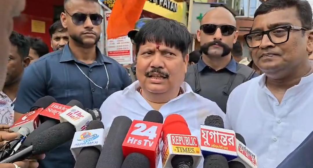 যারা জয় বাংলা বলছে তারা বাংলাদেশি দালাল , রবিবাসরীয় প্রচার থেকে তৃণমূলকে খোঁচা অর্জুন সিংয়ের