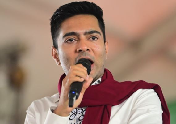 বিজেপি যদি প্রমাণ দিতে পারে সব আসন থেকে প্রার্থী তুলে নেবো , ঝালদার সভা থেকে চ্যালেঞ্জ অভিষেকের