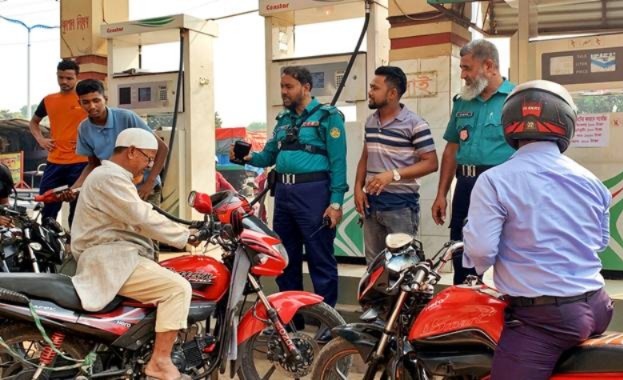 বিশ্বজুড়ে জ্বালানি সঙ্কট, বাংলাদেশে অপরিবর্তিত পেট্রল-ডিজেল-কেরোসিনের দাম