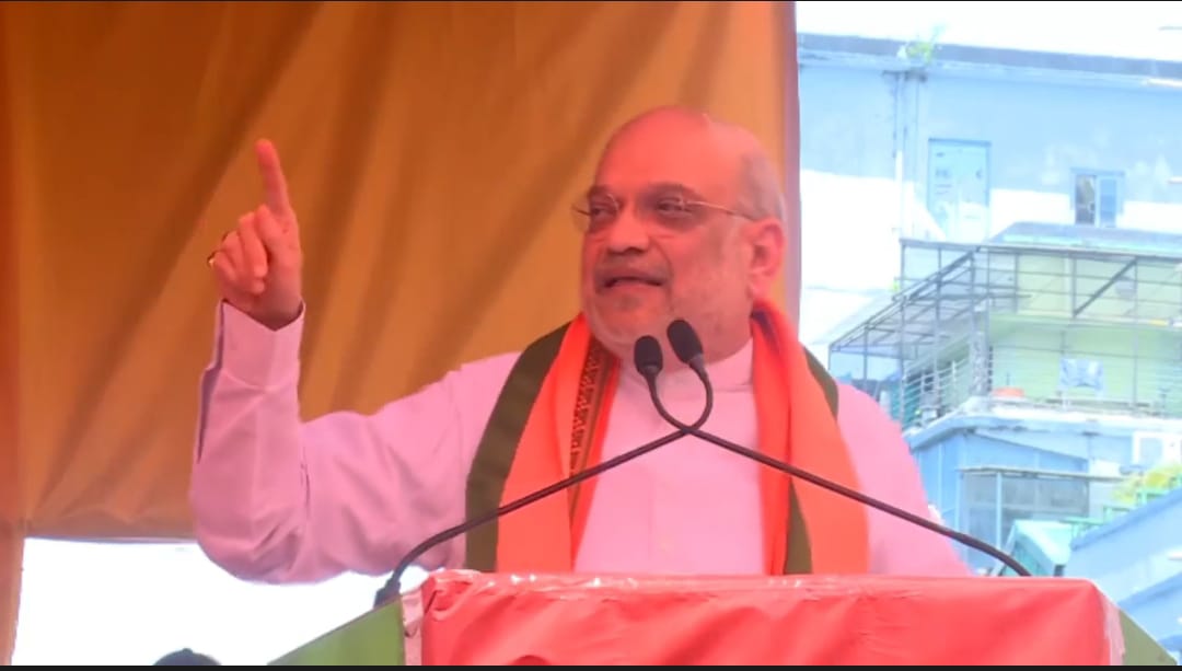 মমতার ঘরে ঢুকে হারাতে হবে , হাইভোল্টেজ ভবানীপুর থেকে মুখ্যমন্ত্রীকে চ্যালেঞ্জ অমিত শাহের