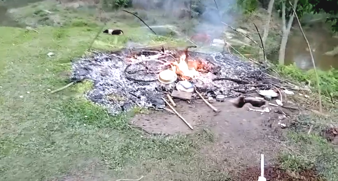 যাযাবরের ডেরায় জোড়া মৃত্যু , নদীতে বইছে রক্ত