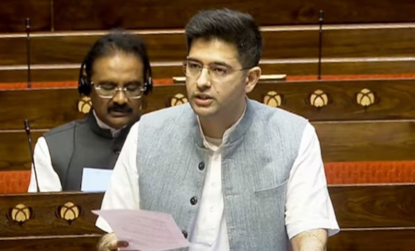 কোণঠাসা রাঘব চাড্ডা, রাজ্যসভার ডেপুটি লিডার পদ থেকে সরাল আপ