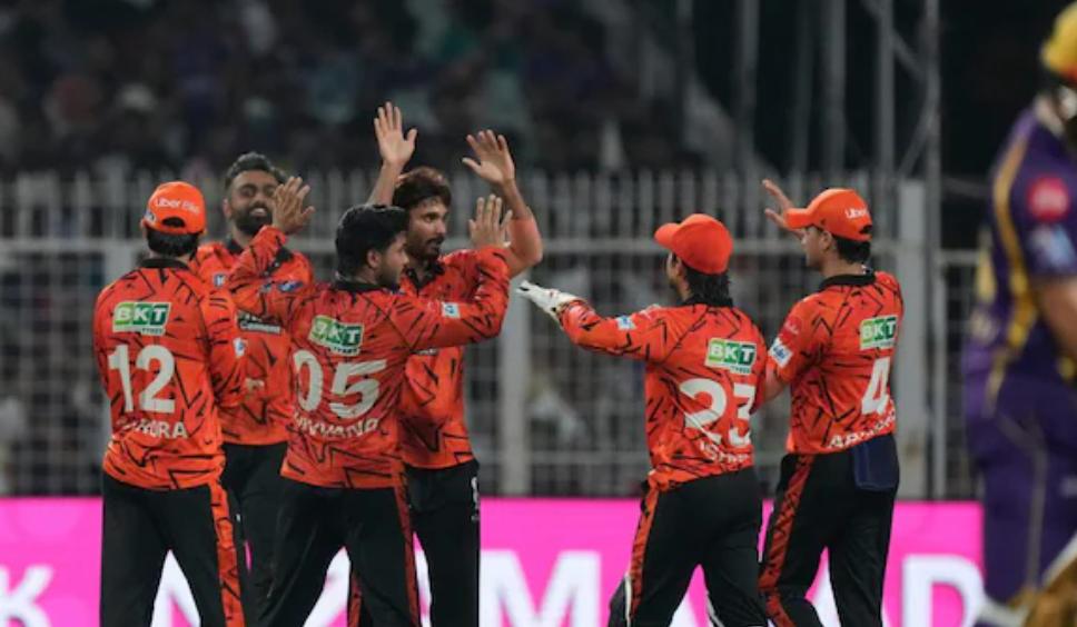 আইপিএল , অভিষকদের দাপটে ধূলিসাৎ কলকাতা , মরশুমের প্রথম জয় পেল হায়দ্রাবাদ