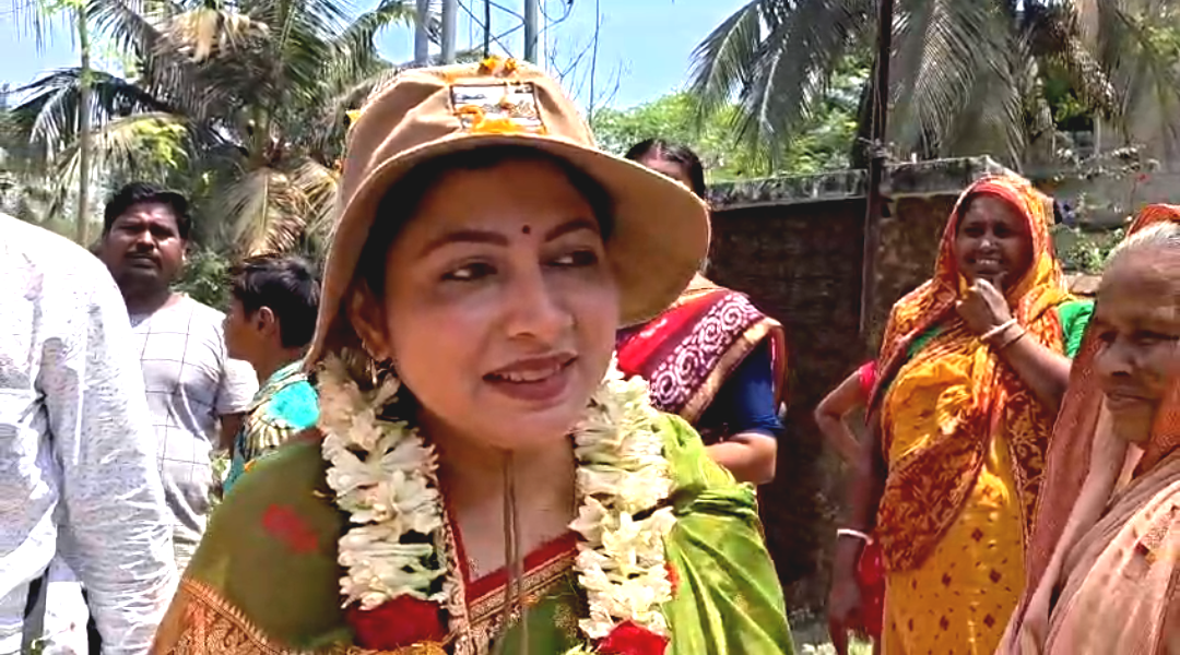 তাপপ্রবাহ তুচ্ছ করে ভোট ময়দানে আলিফা, কালিগঞ্জ গ্রাম পঞ্চায়েতে শাসক শিবিরের লক্ষ্য এখন নিবিড় জনসংযোগ