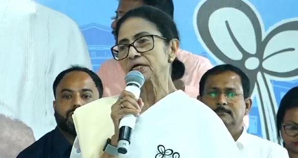 একজনকেও বাংলা থেকে তাড়াতে দেব না , নদীয়ার সভা থেকে হুঁশিয়ারি মমতার