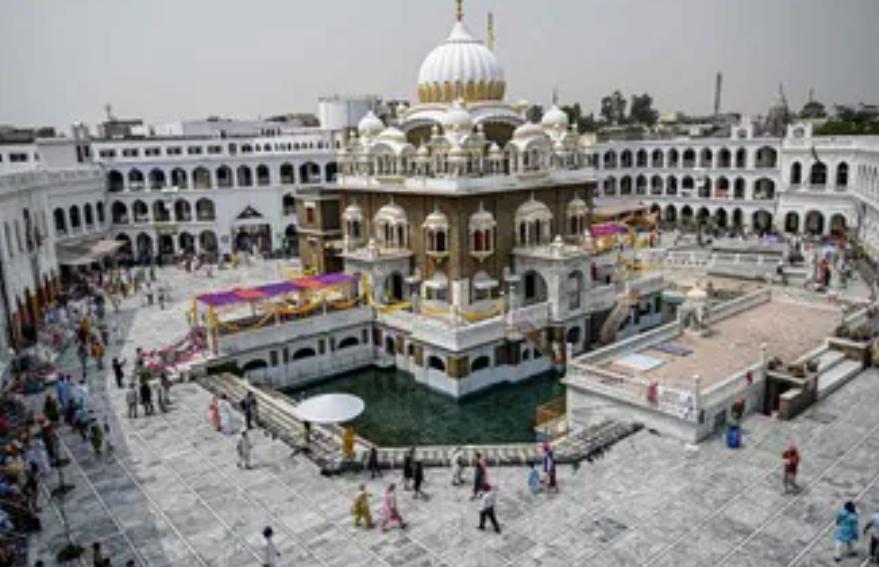 বৈশাখী উদযাপনের জন্য ছাড়পত্র , ২৮০০-র বেশি ভারতীয় তীর্থযাত্রীর ভিসা মঞ্জুর পাকিস্তানের