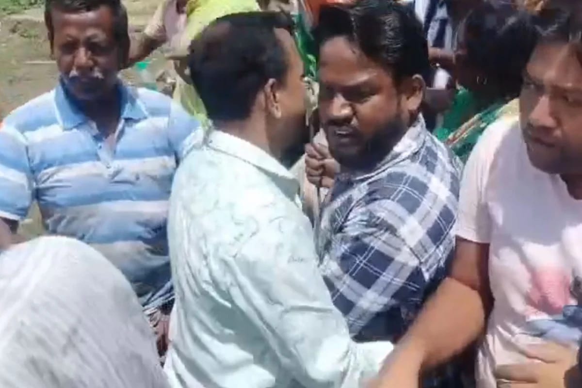 প্রচার মিছিল ঘিরে রণক্ষেত্র পুরশুড়া , বিজেপি-তৃণমূল সংঘর্ষে উত্তেজনা তুঙ্গে