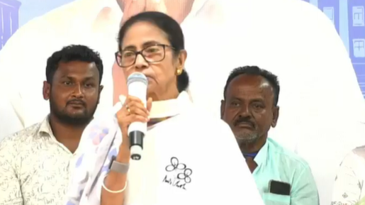 মোটা ভাইয়েরা খালি আমোদ প্রমোদ করতে আসে , কোশিয়াড়ির সভা থেকে কেন্দ্রকে তোপ মমতার