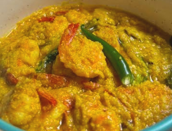 গরমের দিনে হালকা স্বাদ, সংক্রান্তিতে বানান ‘চিংড়ি দই পোস্ত’