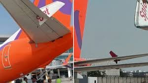 দিল্লি বিমানবন্দরে ভয়াবহ দুর্ঘটনা , দাঁড়িয়ে থাকা একের পর এক বিমানে ধাক্কা