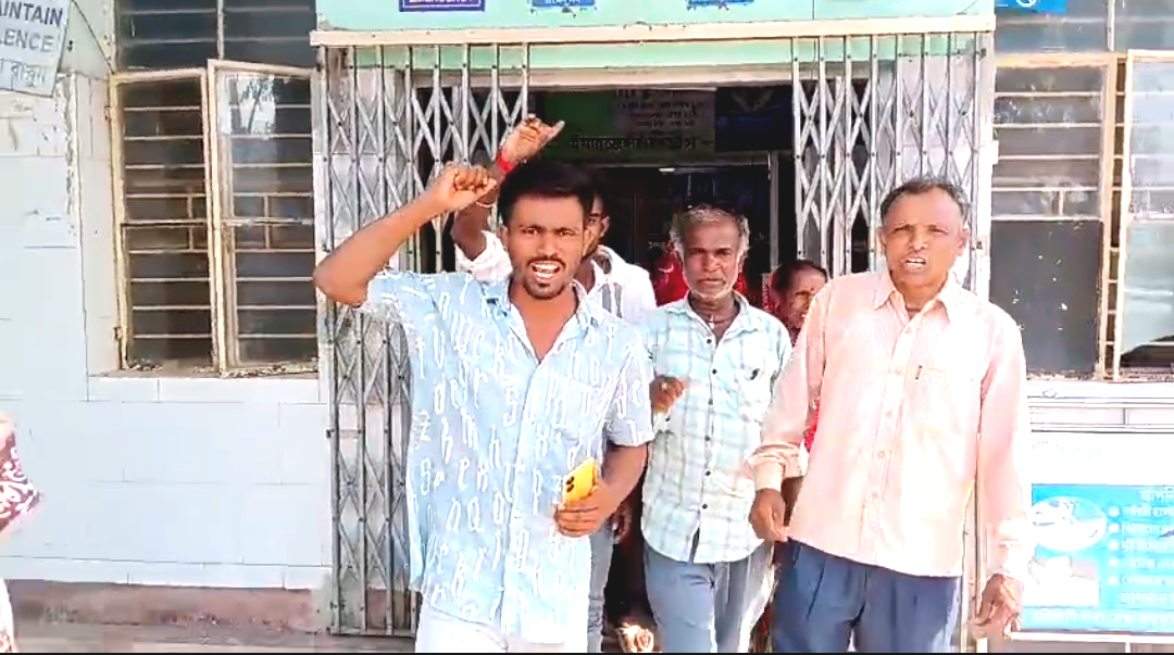 একমাস ট্রেনিং প্রাপ্ত নার্স দিয়েই প্রসব! হিঙ্গলগঞ্জে শিশু মৃত্যুকে ঘিরে তুলকালাম