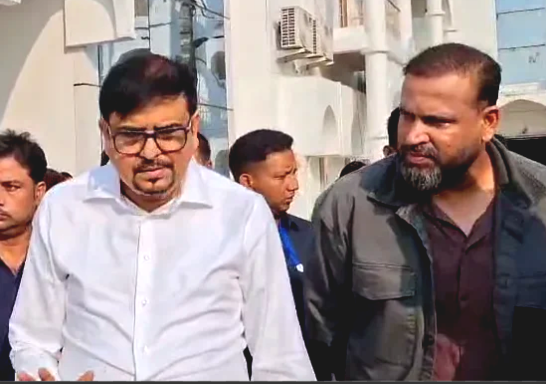 পুর নিয়োগ দুর্নীতিতে নয়া মোড়! ইডি দফতরে হাজিরা দিলেন দমকলমন্ত্রী সুজিত বসু