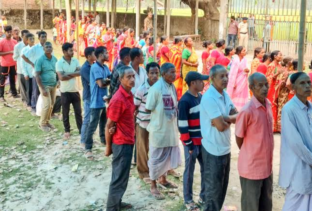 রি-পোল ঘিরে রণক্ষেত্র দক্ষিণ ২৪ পরগণা! ভোটারদের ভয় দেখানোর অভিযোগে সরব বিজেপি
