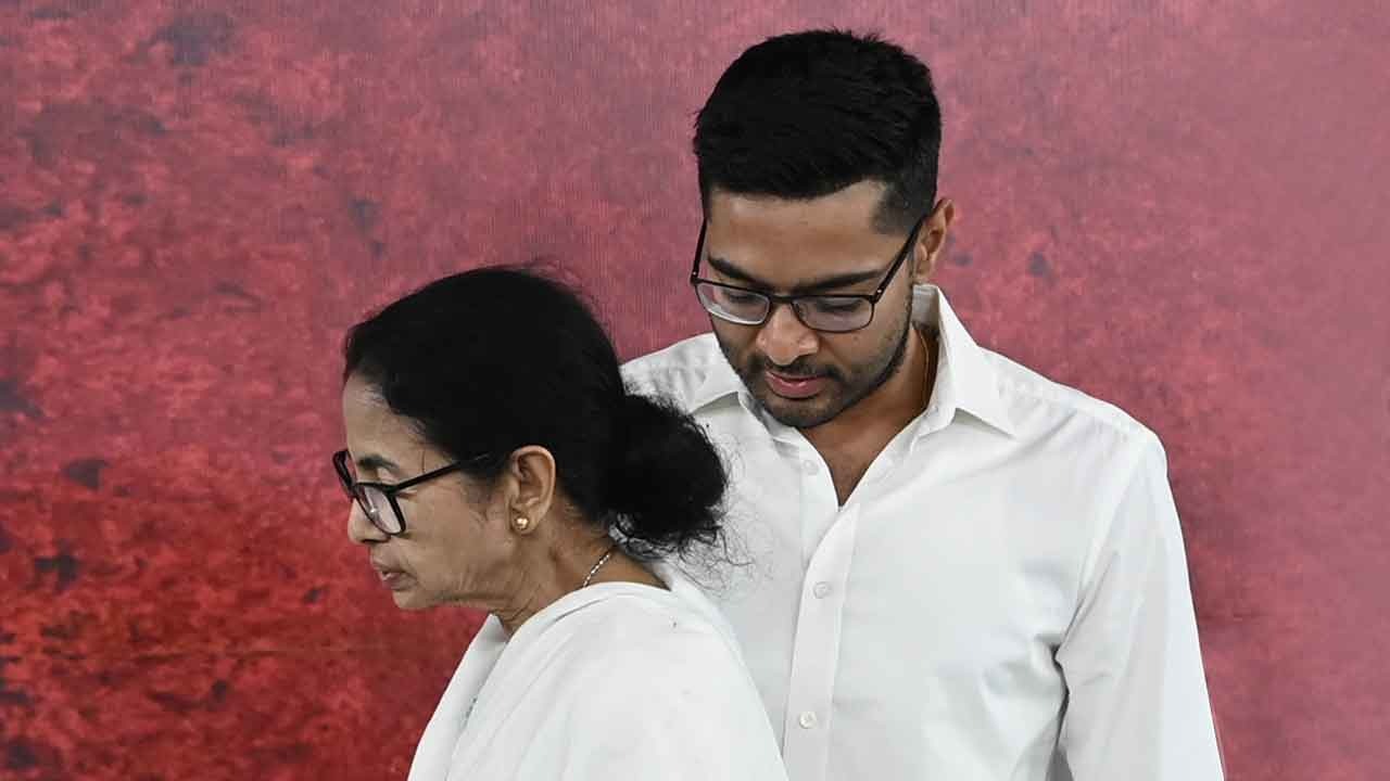 পালাবদলের ২৪ ঘণ্টার মধ্যেই বড় পরিবর্তন , মমতা - অভিষেকের বাড়ি থেকে সরল অতিরিক্ত নিরাপত্তা