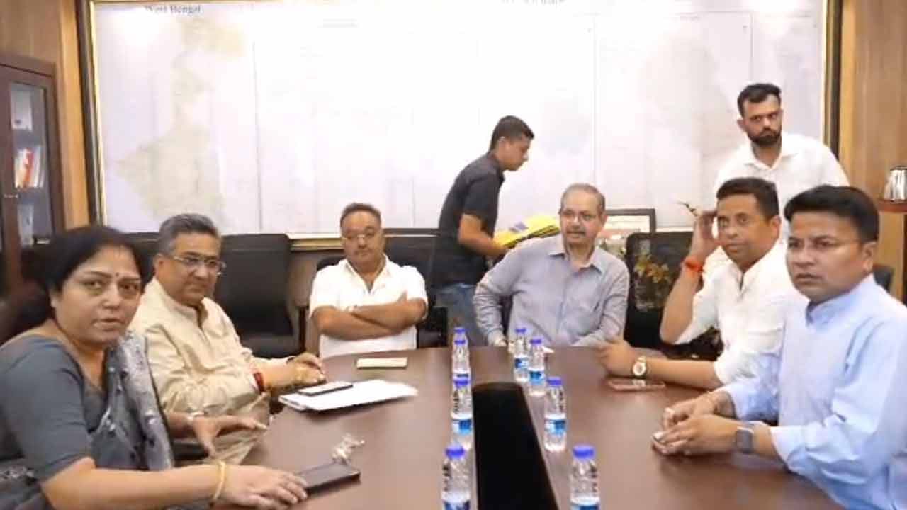 ব্রিগেডে শপথের তোড়জোড় , নবান্নে প্রশাসনের সঙ্গে বৈঠকে বিজেপি নেতৃত্ব