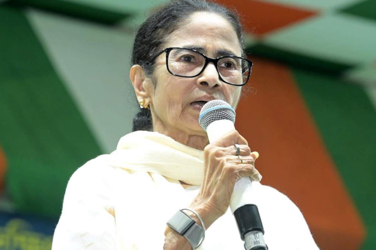 রাষ্ট্রপতি শাসন হলে হোক আমি পদত্যাগ করব না , নির্বাচনে হেরেও একগুঁয়ে মেজাজে মমতা