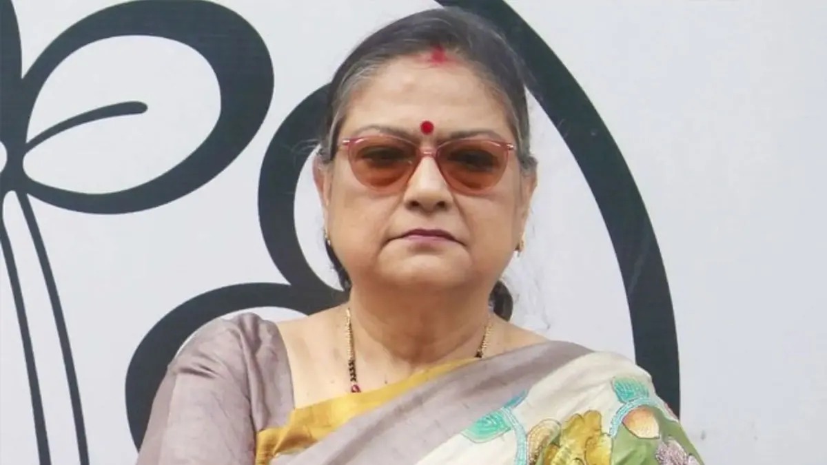 ৪ দশকের আনুগত্যের পুরস্কার! , চিফ হুইপ পদ হারিয়েই বিস্ফোরক পোস্ট কাকলির