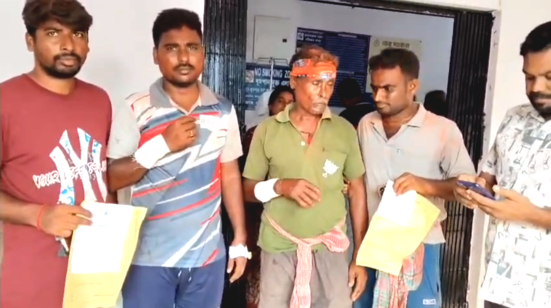 বিজয় মিছিল শেষে বিজেপি কর্মীদের ওপর ধারালো অস্ত্রের হামলা! সন্দেশখালিতে তীব্র উত্তেজনা