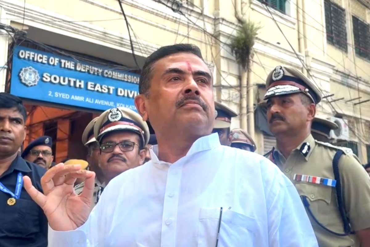 কোনো পুলিশের গায়ে হাত পড়লে আমার থেকে খারাপ কেউ হবে না , পার্ক সার্কাস কাণ্ডে হুঁশিয়ারি শুভেন্দুর