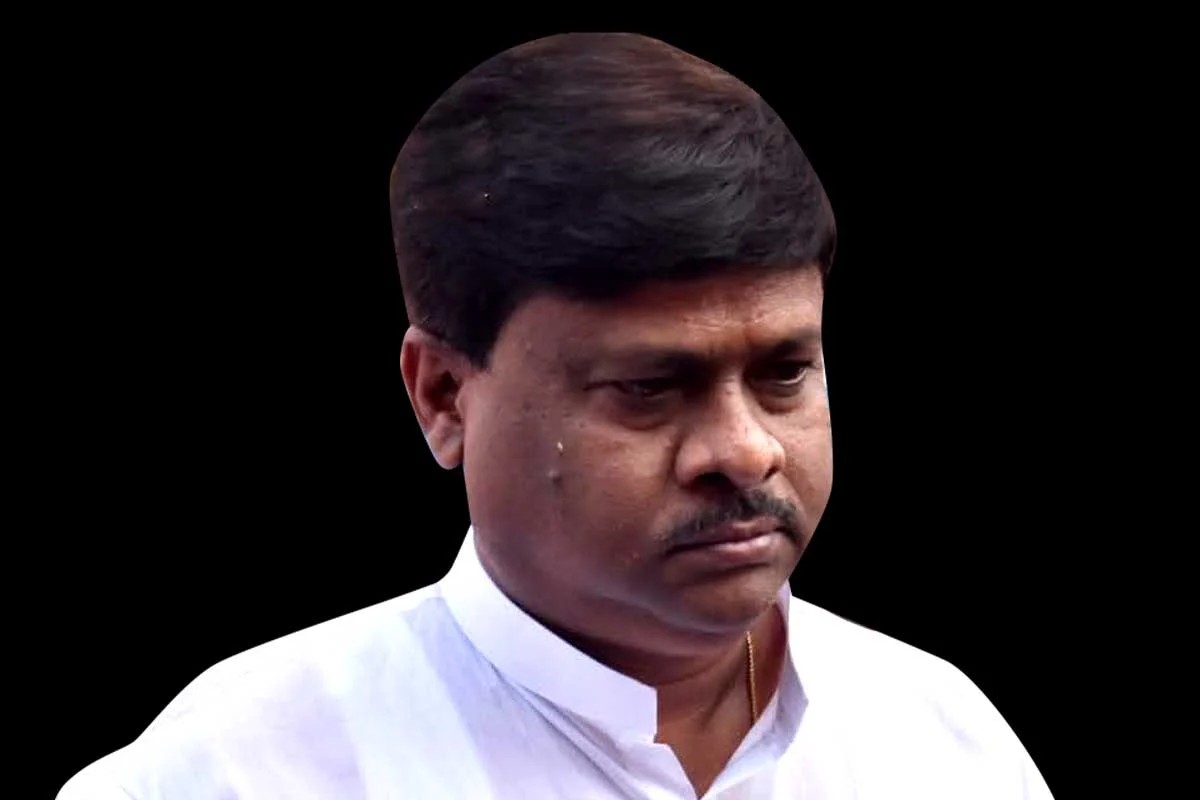 বাংলা ছেড়ে পালিয়েও হল না শেষ রক্ষা , পুরী থেকে গ্রেফতার তৃণমূল বিধায়ক দিলীপ মণ্ডল
