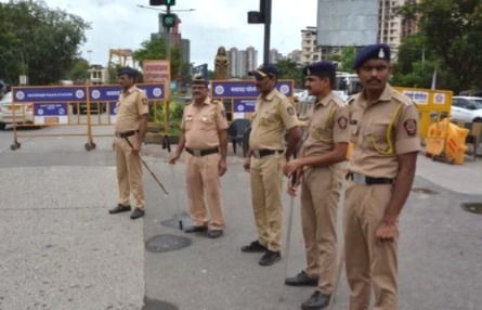 মুম্বইয়ের হাসপাতালে বোমা হামলার হুমকি! জারি হাই অ্যালার্ট