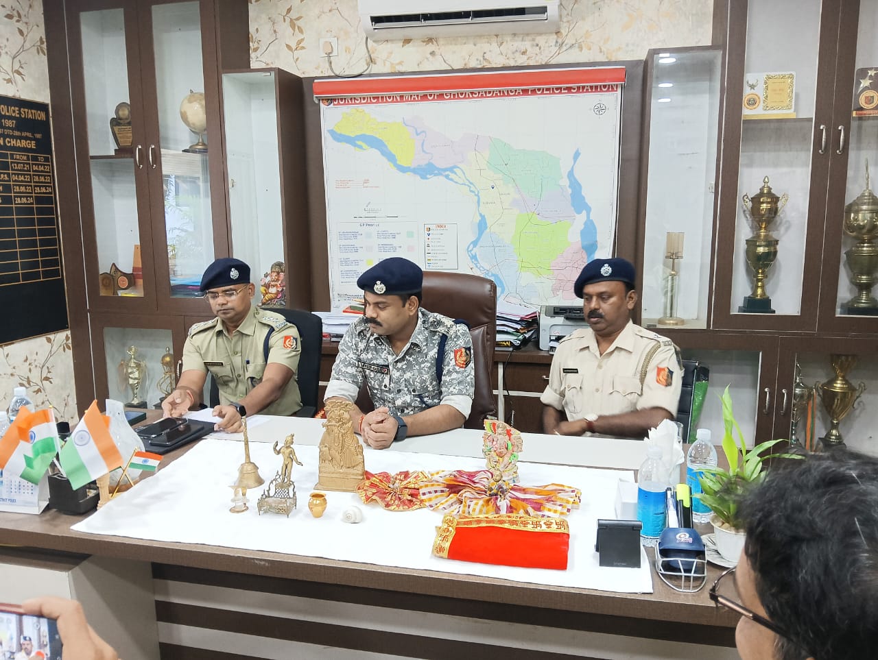 গুজব নিয়ে কড়া সতর্কবার্তা , মন্দিরে চুরি নিয়ে কঠোর পদক্ষেপ পুলিশের