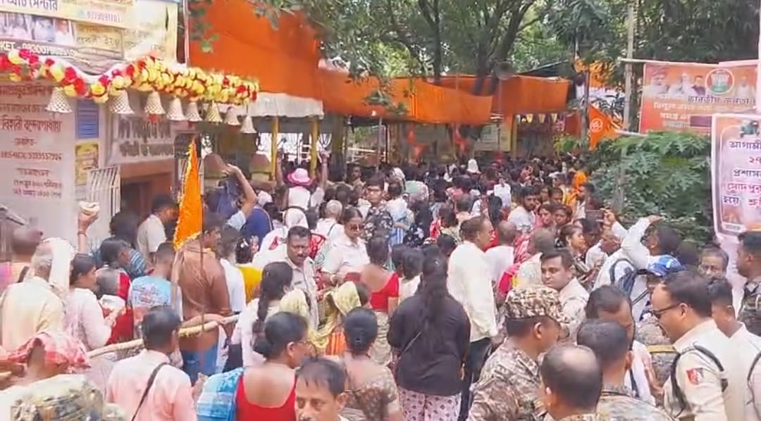 মহাপ্রভুর টানে পানিহাটিতে ভক্তদের উপচে পড়া ভিড় , শুরু ৫১০তম দণ্ডমহোৎসব