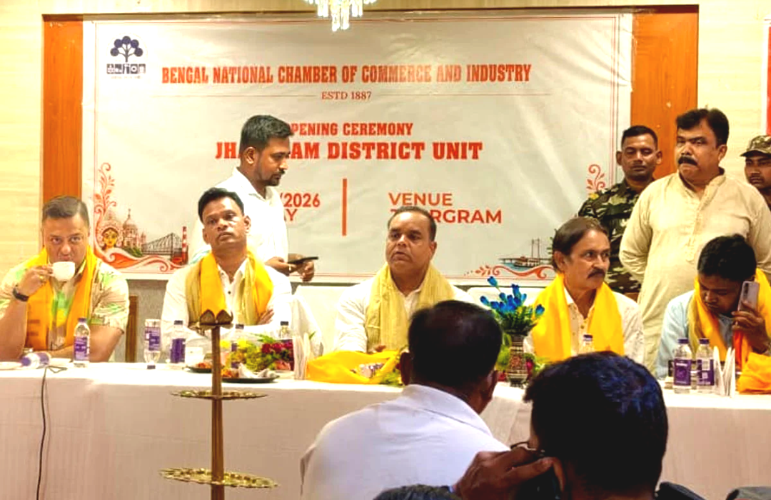 শিল্পের খরা কাটাতে জঙ্গলমহলে নতুন উদ্যোগ! কর্মসংস্থানের আশা ঝাড়গ্রামে